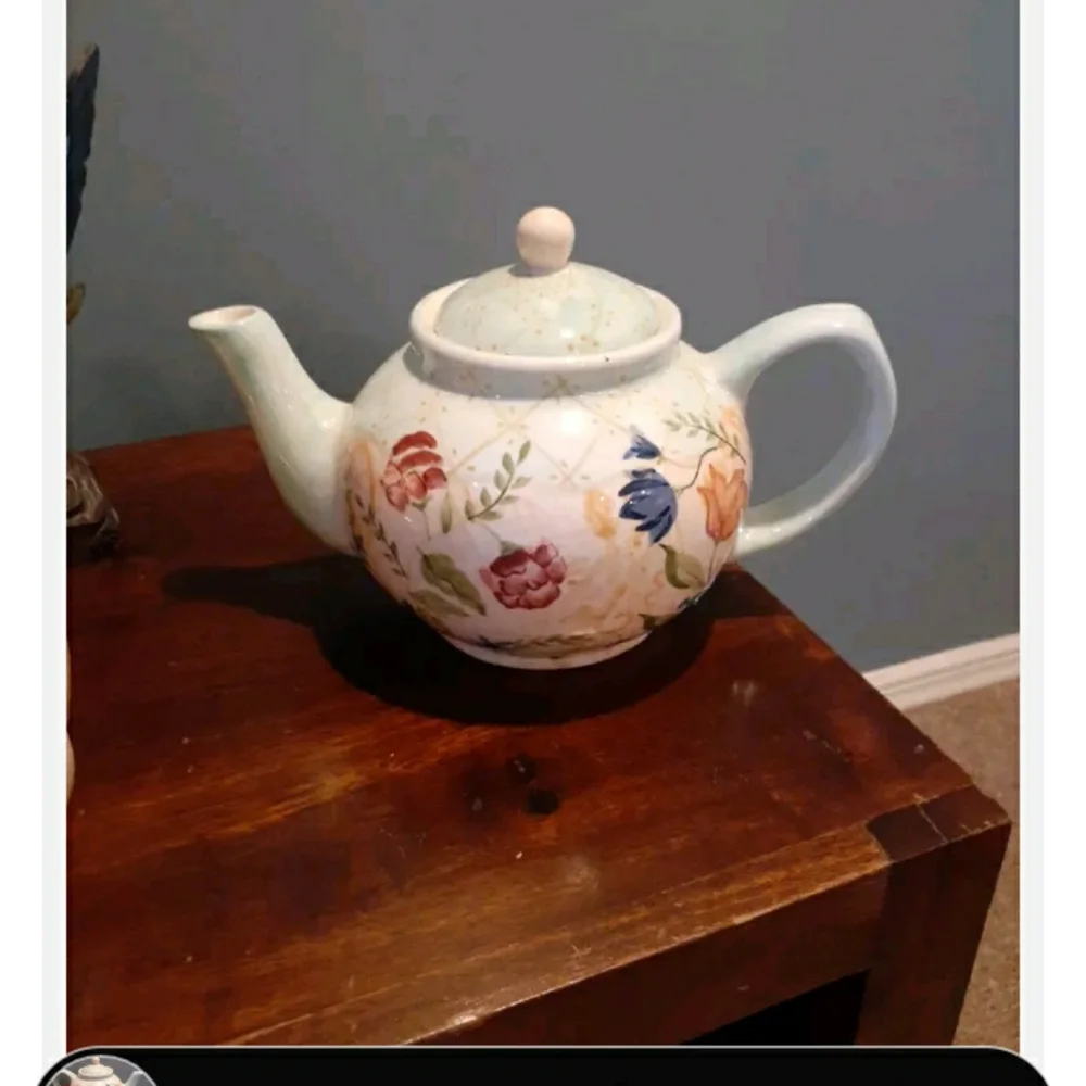Crate & Barrel Flower Tea Pot